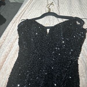 bust:36 waist:29.5 Hips:39.5